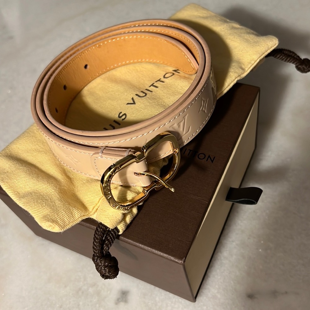 Authentic Louis Vuitton vernis belt Rose Poudre 80/32